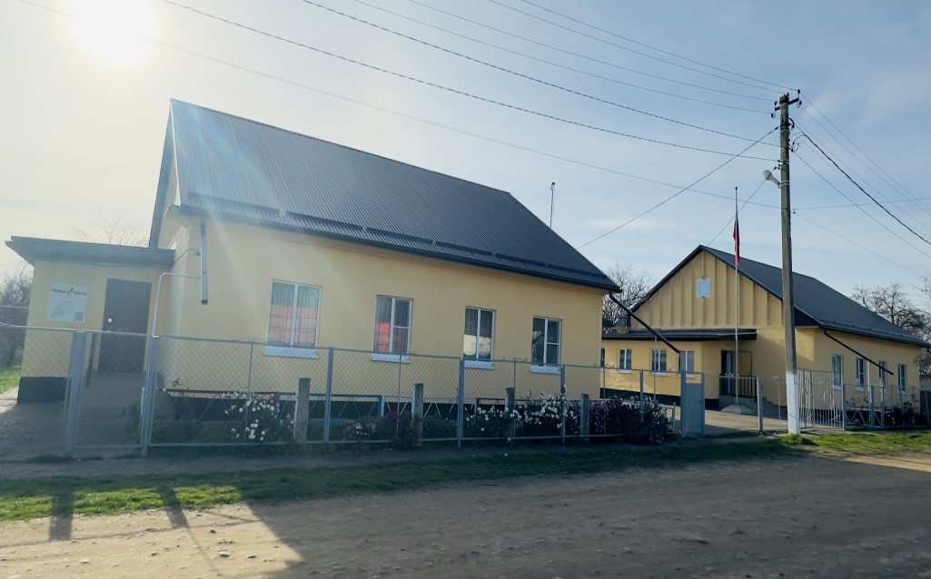 Здание основной школы.